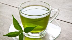 चाय पीने के फायदे और नुकसान, कौन सी चाय स्वास्थ्य के लिए फायदेमंद होता है।