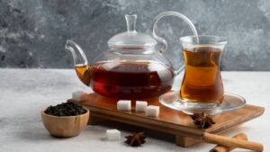 चाय पीने के फायदे और नुकसान, कौन सी चाय स्वास्थ्य के लिए फायदेमंद होता है।